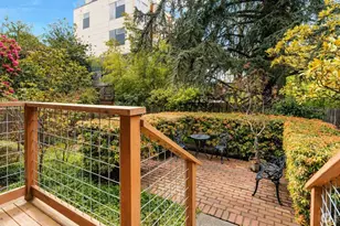 2419 Federal Ave E, Seattle, WA 98102 - Photo 28