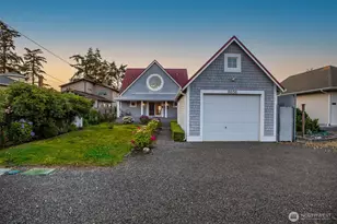8656 NE Point No Point Rd, Hansville, WA 98340 - Photo 38