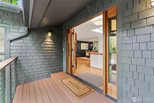 14317 SE 49th St, Bellevue, WA 98006 - Photo 4