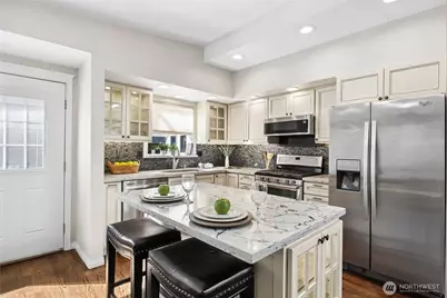 15438 SE 42nd Street, Bellevue, WA 98006 - Photo 6