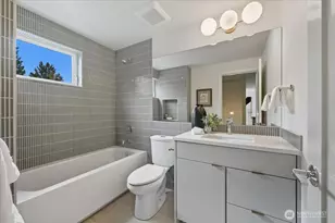 13047 39th Ave NE, Seattle, WA 98125 - Photo 12