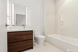 188 Bellevue Way NE, Bellevue, WA 98004 - Photo 20