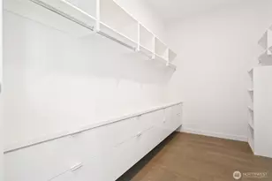 188 Bellevue Way NE, Bellevue, WA 98004 - Photo 18