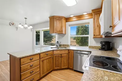 530 Wakatak Road, Yakima, WA 98908 - Photo 14