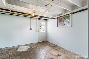 421 E Division St, Mount Vernon, WA 98274 - Photo 24