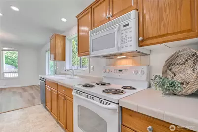 3232 206th Place SE, Bothell, WA 98012 - Photo 12