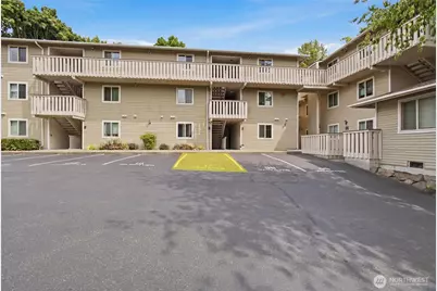 18200 NE 73rd Avenue #A111, Kenmore, WA 98028 - Photo 1