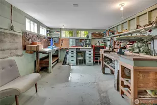 324 Stevens Ave SW, Renton, WA 98057 - Photo 24