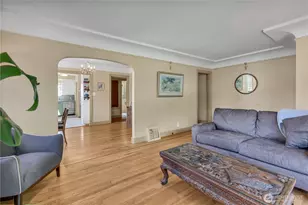 324 Stevens Ave SW, Renton, WA 98057 - Photo 8