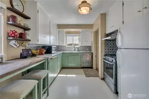 324 Stevens Ave SW, Renton, WA 98057 - Photo 12