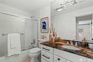 2501 Canterbury Ln E, Seattle, WA 98112 - Photo 18