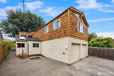 7712 23rd Avenue NW, Seattle, WA 98117 - Photo 32