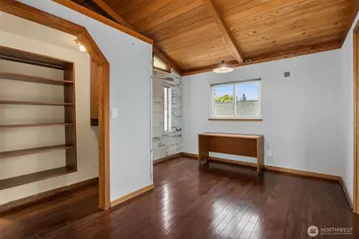 7712 23rd Avenue NW, Seattle, WA 98117 - Photo 16