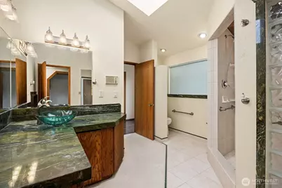 7712 23rd Avenue NW, Seattle, WA 98117 - Photo 18