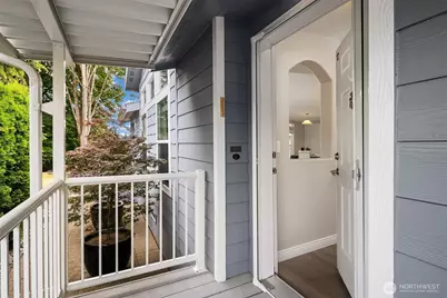 815 124th Street SW #6, Everett, WA 98204 - Photo 2