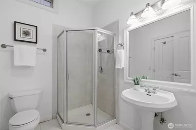 3697 134th Ave SE, Bellevue, WA 98006 - Photo 32