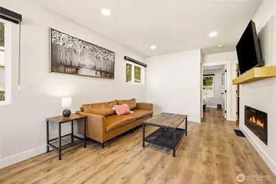 12215 44th Avenue S, Tukwila, WA 98178 - Photo 8
