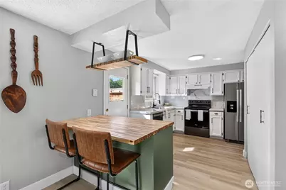 4165 Cougar Road, Bellingham, WA 98226 - Photo 2