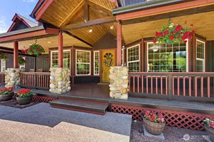 10710 417th St E, Eatonville, WA 98328 - Photo 2