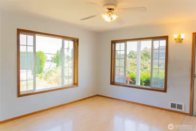 725 Judson Street #104, Lynden, WA 98264 - Photo 4