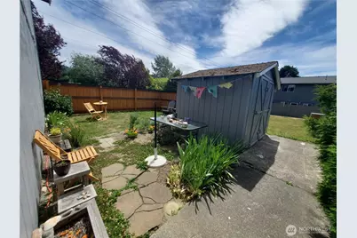 2024 21st Street, Bellingham, WA 98225 - Photo 8