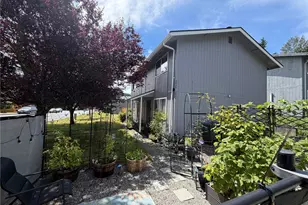 2024 21st St, Bellingham, WA 98225 - Photo 10