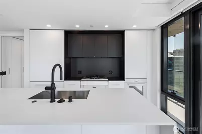 300 Virginia Street #3009, Seattle, WA 98121 - Photo 6