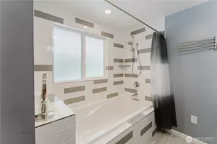 8706 NE 135th Pl, Kirkland, WA 98034 - Photo 20