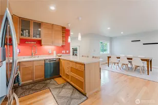 8706 NE 135th Pl, Kirkland, WA 98034 - Photo 12