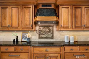 6436 Lake Washington Blvd NE, Kirkland, WA 98033 - Photo 18