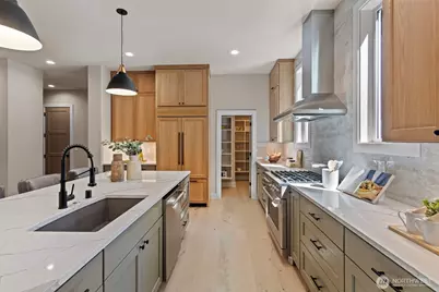 12829 NE 78th Place, Kirkland, WA 98033 - Photo 8