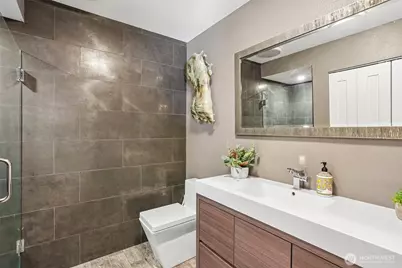 24017 SE 111th Street, Issaquah, WA 98027 - Photo 16
