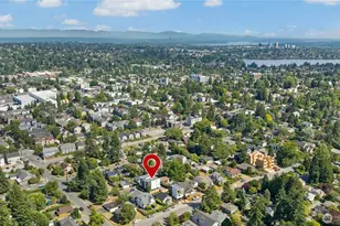 9242 Dayton Ave N, Seattle, WA 98103 - Photo 30