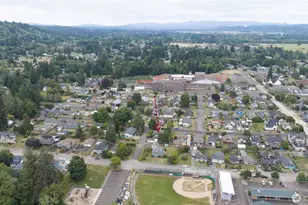 323 N Main St, Montesano, WA 98563 - Photo 6