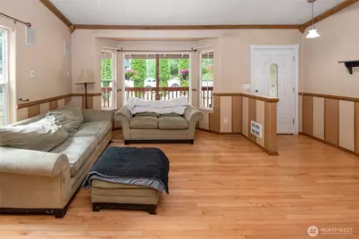 18714 Sylvan Dell Court SE, Yelm, WA 98597 - Photo 4