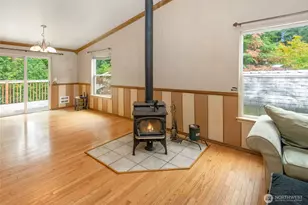 18714 Sylvan Dell Ct SE, Yelm, WA 98597 - Photo 6