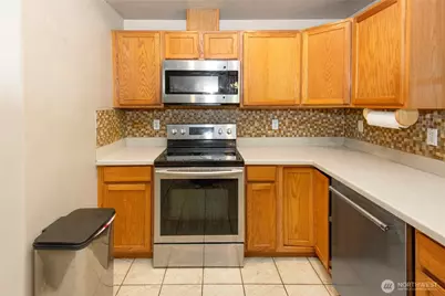 18714 Sylvan Dell Court SE, Yelm, WA 98597 - Photo 12