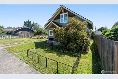 1208 W Pear Street, Centralia, WA 98531 - Photo 2