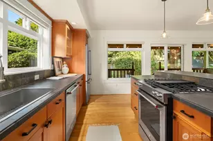 8014 12th Ave NW, Seattle, WA 98117 - Photo 10