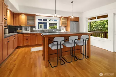 8014 12th Avenue NW, Seattle, WA 98117 - Photo 8