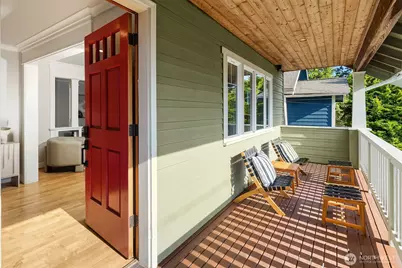 8014 12th Avenue NW, Seattle, WA 98117 - Photo 2