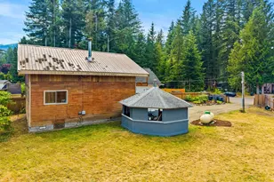 8664 Valley Ct, Maple Falls, WA 98266 - Photo 32