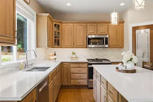 2320 248th Ave SE, Sammamish, WA 98075 - Photo 12
