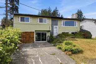1527 Crestview Dr, Bremerton, WA 98312 - Photo 2
