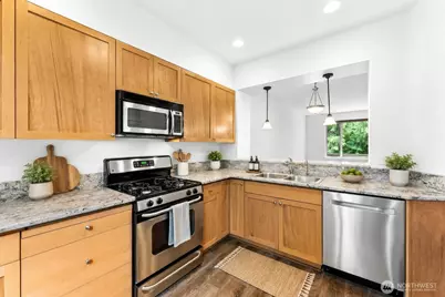 2161 NW Boulder Way Drive, Issaquah, WA 98027 - Photo 10