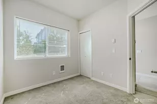 8607 22nd Pl NE, Seattle, WA 98115 - Photo 20