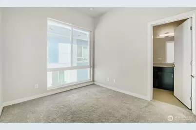 8607 22nd Place NE, Seattle, WA 98115 - Photo 18