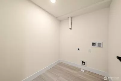 16719 SE 4th Place, Bellevue, WA 98008 - Photo 30