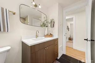 16719 SE 4th Pl, Bellevue, WA 98008 - Photo 14