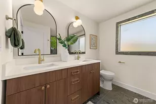 16719 SE 4th Pl, Bellevue, WA 98008 - Photo 20